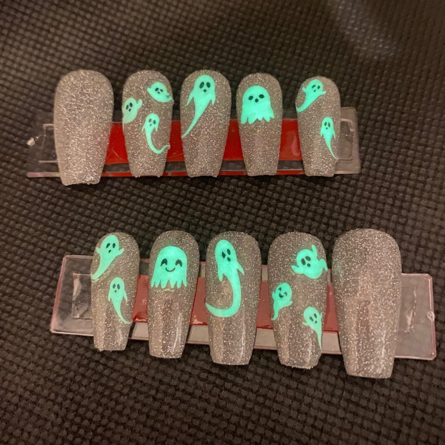 Glow Ghosts